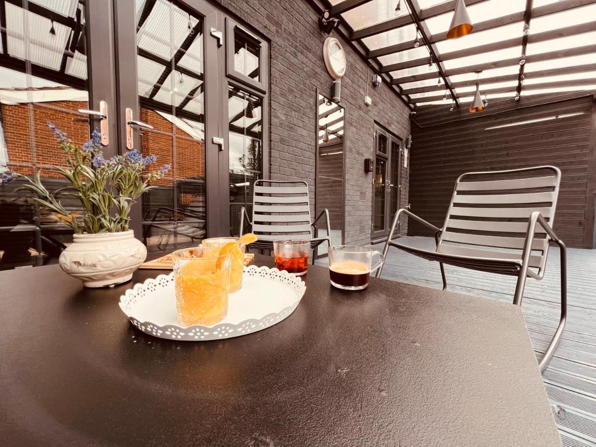 Urban Escape *4 Bedroom House* With Free Parking เบอร์มิงแฮม ภายนอก รูปภาพ